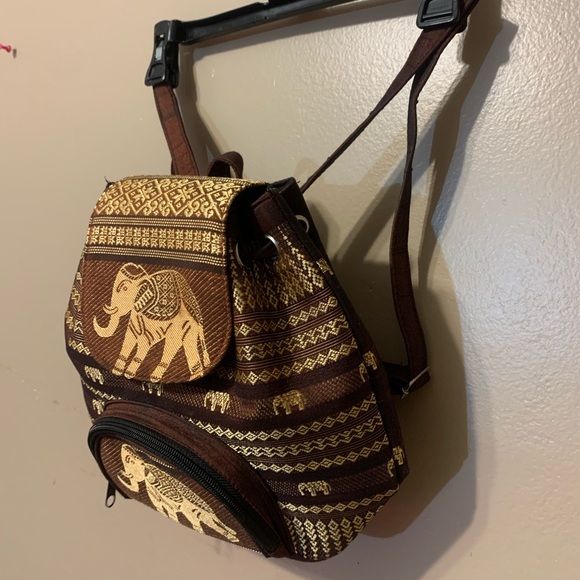 Elephant backpack - Picture 2 of 5